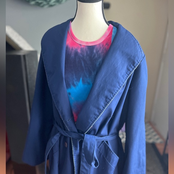 Vintage Blue Trench Coat - Picture 4 of 8